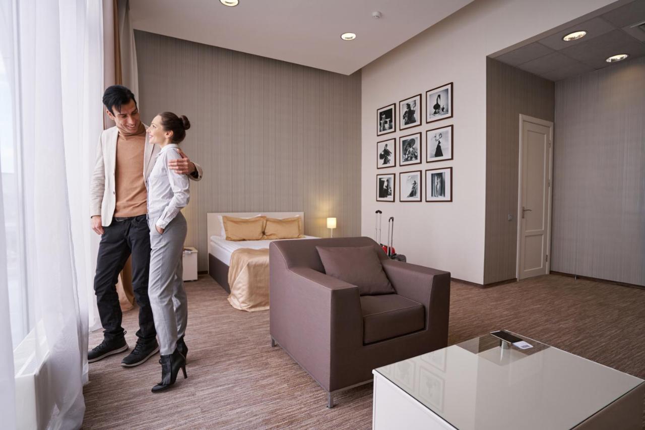 Terminal B Hotel 키예프 외부 사진